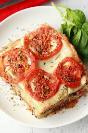 Super Simple Vegan Lasagna Rich Tomato Sauce Layered With A Creamy Vegan Bechamel Sauce And Spinach Lasagna This Deliciou Vegan Lasagna Vegan Recipes Recipes