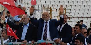 Ayşe karamollaoğlu nerelidir soruları sorulmaya başlandı. Karamollaoglu Gokdelenlerimiz Var Ama Fabrikalarimiz Tek Tek Satiliyor