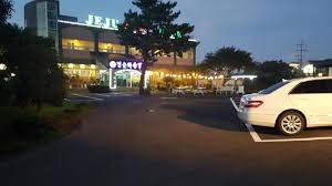 Setelah memikirkan semasak masaknye kami decide sewa kereta ngan driver sekali. Jeju Feel House Jeju Harga Terkini 2021