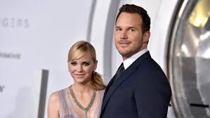 She then goes on to explain that she and pratt had been struggling but neither of them admitted it, not even to their close. Chris Pratt Anna Faris Aim To Spend Holidays Together Despite Divorce