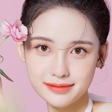 Hazel Colored Contacts