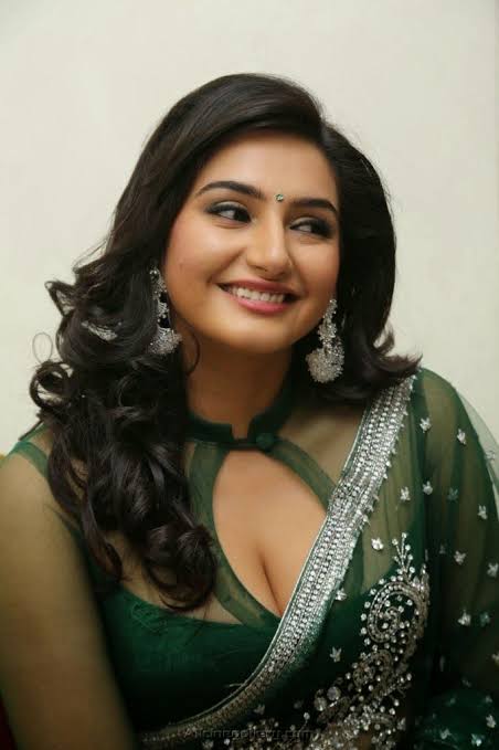 images?q=tbn:ANd9GcRg0tJbLxbour-7-0aBZ8t