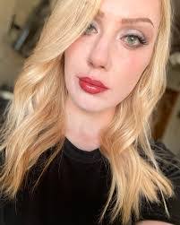 Gina Olson's Instagram, Twitter & Facebook