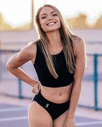 Chari Hawkins Porn Pic - EPORNER