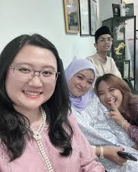 Nice colleagues! Nice food! Nice vibe! #rayajamuan #17042025