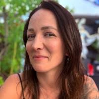 10+ "Laura Christophe" profiles