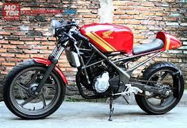 Pin By Brian Franks On Motorcycles Cafe Bike Cb Cafe Racer Cafe Racer