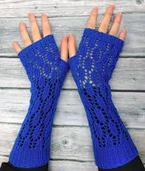 Handstulpen Im Lochmuster Stricken Strickanleitung Via Makerist De Stulpen Pulswarmer Strickenmitmaker Lochmuster Stricken Handstulpen Stricken Lochmuster Eine strickanleitung für wunderschöne armstulpen. handstulpen im lochmuster stricken