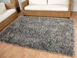Von fliesen über parkett bis hin zu stoffen und tapeten und vielem mehr. Teppich Hochflor Shaggy Schoner Wohnen Feeling Grau Kaufen Bei Teppichversand24
