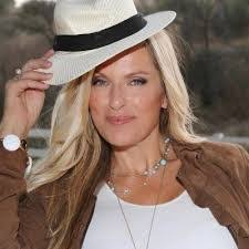 Brenda Epperson's Instagram, Twitter & Facebook