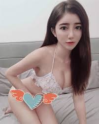 徵男友要有大GG！天燈妹流出「爆乳床照」下半身險些走光| 娛樂星聞