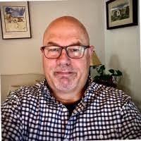 Lonnie Butts's Instagram, Twitter & Facebook