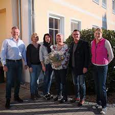 Veuillez informer l'établissement haus an der rott à l'avance de l'heure à laquelle vous prévoyez d'arriver. Ein Haus An Der Rott Gbr Seniorenwohn Pflegeheim Pocking Facebook