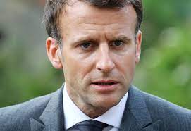 Emmanuel macron ne recule devant rien. Qo1ulqltboaxlm