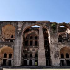 Bahadur Fort - Fort in Ahilyanagar ...