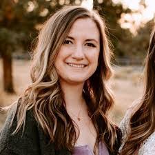 Danielle Mcgowan's Instagram, Twitter & Facebook