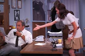Moore starred as mary richards, an unmarried, independent woman focused on her career as associate producer at the fictional wjm news program in minneapolis. Why The Mary Tyler Moore Show Is Still Relevant Today Beyond The Tube Zimbio