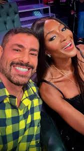 Esse reencontro foi inesperado e muito feliz! Sempre bom relembrar de onde  viemos e quem esteve ao nosso lado no processo!!! ❤️ @naomi @lucianohuck