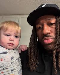 Dwayne Reynolds (@dwaynesworldfl) • Instagram photos and videos