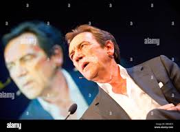 Robert lindsay my family hi-res stock photography and images