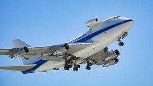 La vitesse maximale durant le vol a été de 304 km/h (189 miles par heure, selon. Video Mais Pourquoi 5 Moteurs Sur Ce Boeing 747 Industrie Aeronautique Aeronewstv