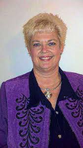 Carla Chaney's Instagram, Twitter & Facebook