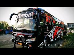 Komban Bombay On Action Kerala Tourist Bus Heavy Videos Collection Tourist Bus Lovers Youtube Star Bus Bus Games Bus Coach