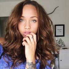 Big Forehead Fonts Would You Consider Hairline Surgery Haircut For Big Forehead Casual Hairstyles Hair Styles