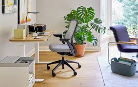 Knoll Modern Furniture Design For The Office Home 3 making the most of your space.