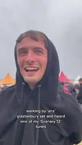 Anz at Glastonbury: Walking By Granary 12 Tune