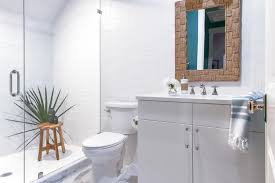 But if you're attractive to baker with a new look, there are amount able agency to get it done. Hgtv Dream Home 2020 Guest Bathroom 1 Pictures Hgtv Dream Home 2020 Hgtv