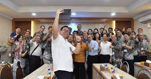 Semua loker demak terbaru dengan beragam pilihan profesi. Pt Kiw Persero Sambut Tmhk Dan Hktc Dalam Mission Tour To Indonesia Kawasan Industri Wijayakusuma