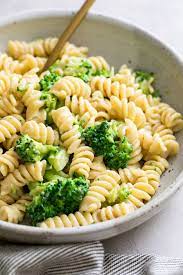 Creamy Broccoli Pasta Is A Pantry Friendly Recipe Featuring A Non Dairy Cream Sauce Made With A Roux And Tossed W Broccoli Pasta Raw Food Recipes Creamy Pasta