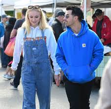 Game of thrones' sophie turner shared a rare look into her home life with her husband joe jonas and their baby willa after natalie portman sent the watch: Report Sophie Turner And Joe Jonas Already Want To Give Willa A Sibling
