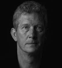 Ik vertelde jullie hier eerder al dat ik 'black' van dirk bracke aan het lezen was. Dirk Bracke Zbbinbeeld Flickr