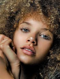 Taynara Joy Silva Wolf image