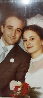 El 22 de Diciembre de 1985, está preciosa pareja, Miguel checa & Irene  Punzano, se unían en matrimonio, después de 39 años, su felicidad ha ido  creciendo con una estupenda familia. Nuestra