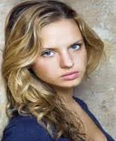 Abby Bluestone个人资料/图片/视频全集-搜狐视频