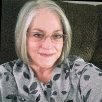 Debbie Kates's Instagram, Twitter & Facebook