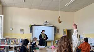 Andererseits gibt es weniger aktive infektionen. Corona Notbremse In Hessen Widerstand Gegen Schuloffnungen Kassel