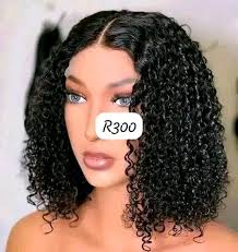 Brand new iPhone 16 pro ( natural titanium) for sale