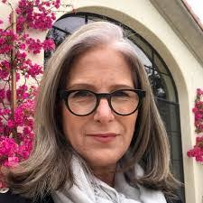 Cindy Antonucci's Instagram, Twitter & Facebook