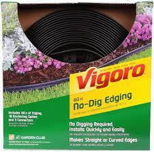 Flexible easyflex edging can make aggressive curves or straight lines to edge your flower beds and keep out weeds and grass. Amazon Com Vigoro Durable Multi Use Easy To Install Functionality Strong Stylish Great Quality 60 Ft No Dig Landscape Edging Kit Garden Outdoor