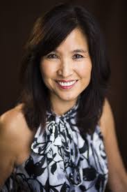 Lee Locke's Instagram, Twitter & Facebook