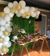 Not only do they look stunning in photos, but they also create a real wow factor for guests attending your party. Diy White N Gold Balloon Garland 2metre Garland One Stop Kids Party Shop Balloon Garland Balloon Diy Kids Party Shop