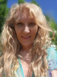 Big shout out to my newest top fans! 💎 Cori Brown Tucker Drop a comment to  welcome them to our community, @top fans