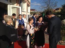 Şcoala de arte şi meserii niv. Vizita Principelui Radu La PloieÈti FocÈani BacÄu Èi IaÈi Familia RegalÄ A Romaniei Royal Family Of Romania