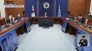 모더나 백신 접종자 가운데서는 한 명도 중증 환자가 발생하지 않았다는 뜻입니다. Rxahjaewvysrqm