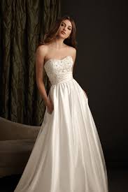 Maybe you would like to learn more about one of these? Kleid Der Woche Brautkleid Von Allure Bridals