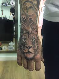 New Tattoo Hand Lion Tatuagem Na Mao Tatuagem Na Mao Masculino Tatuagens Impressionantes